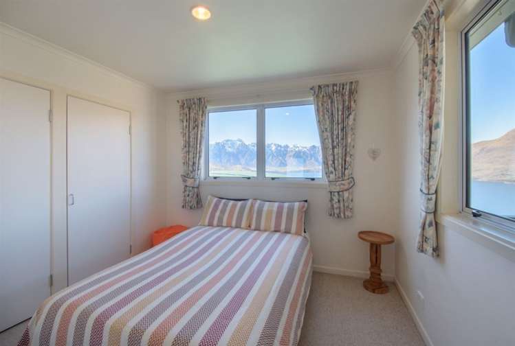 48a Greenstone Place Fernhill/Sunshine Bay_13