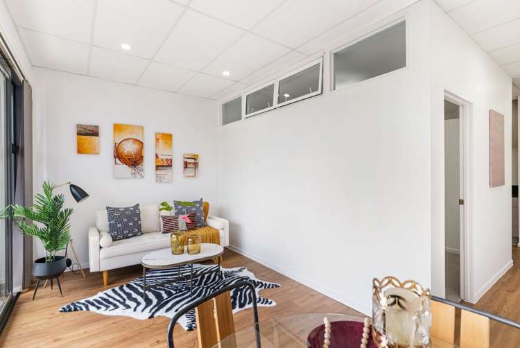 10/28 The Avenue Albany_1