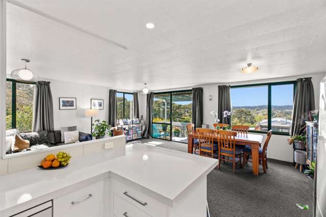 Tranquil Living in Glen Eden