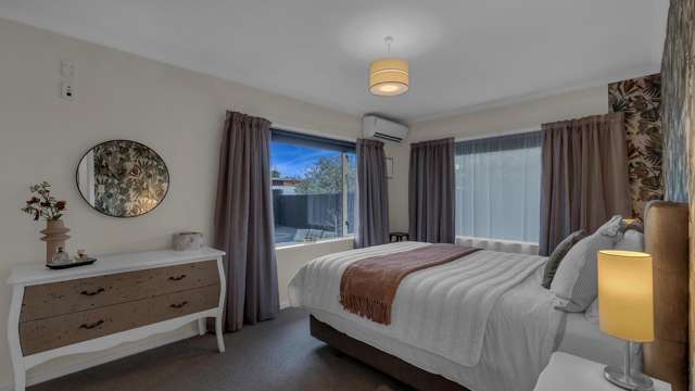 2/266 Sawyers Arms Road Bishopdale_1