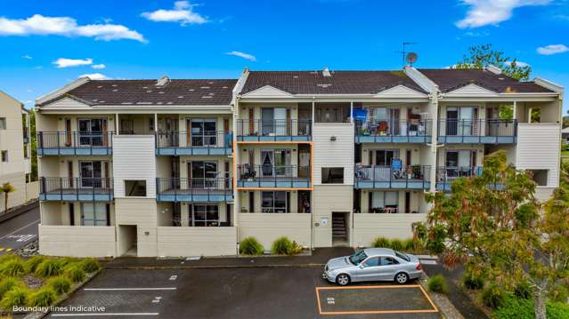 D8/71 Spencer Road Oteha_1