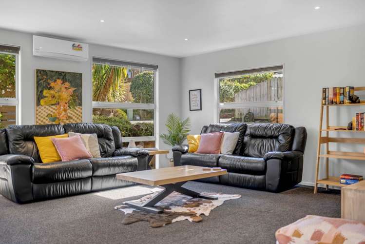 12 Blakewell Place Beachlands_30