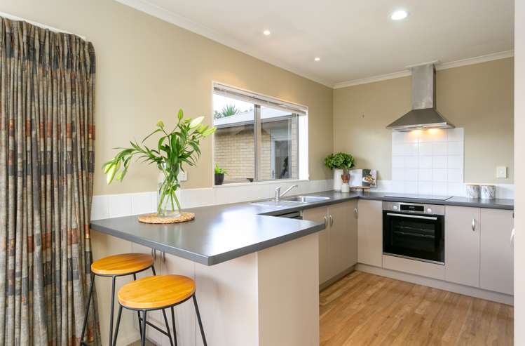 17/2 Grace Avenue Leamington_5