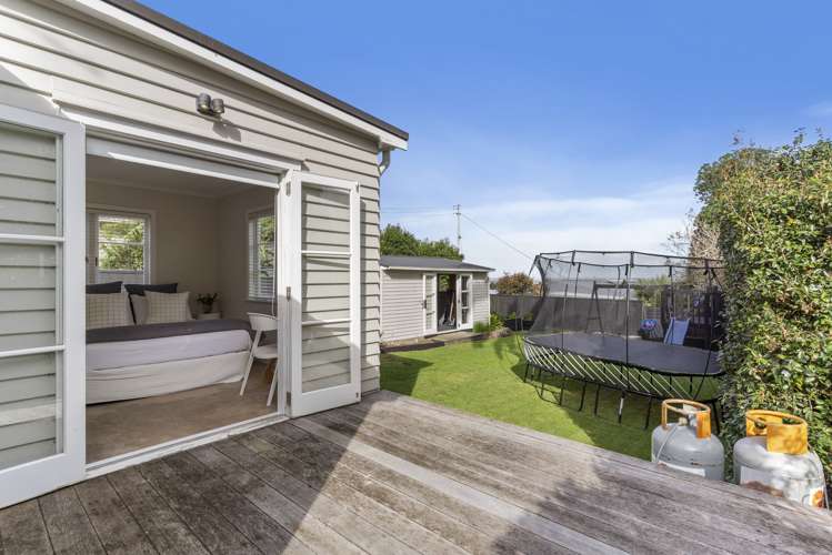 1 Smith Crescent Onehunga_14