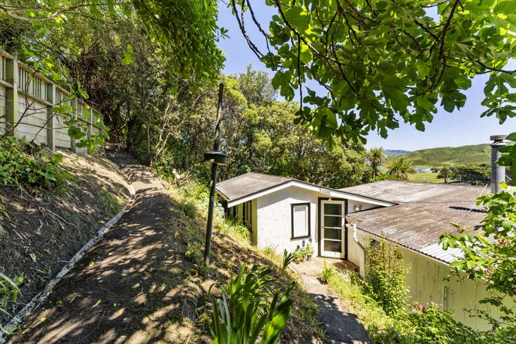 74 Mana Esplanade Paremata_21