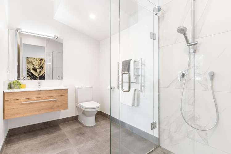 6 Quarters Lane Beachlands_9