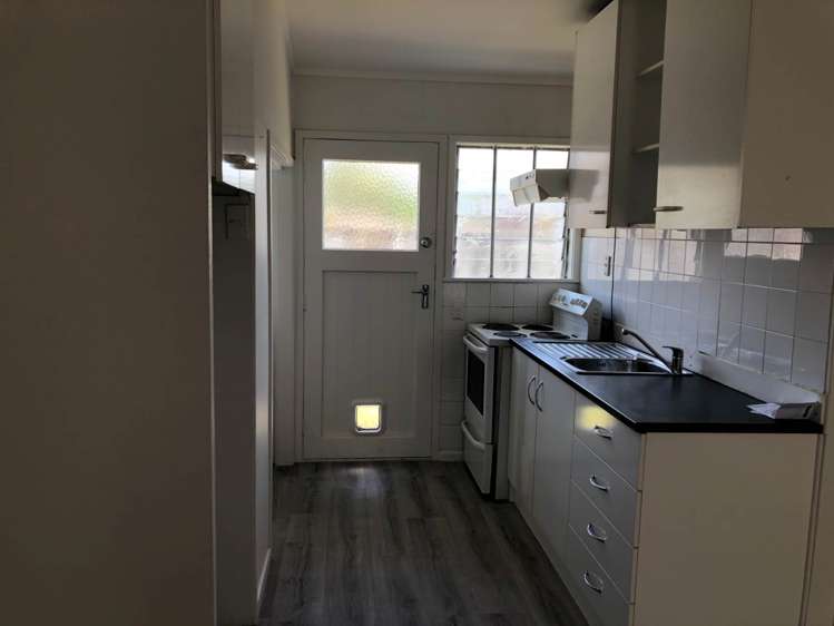 1/6 Almond Place Mount Wellington_5