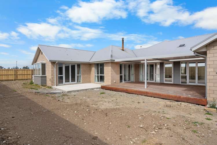 84 Scout Street Rolleston_27