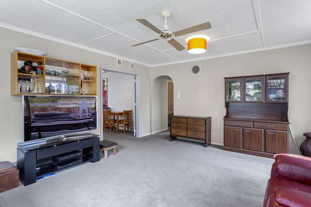 24 Chamberlain Avenue Amberley_2