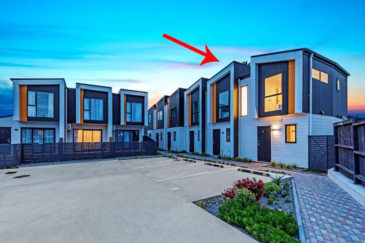 8/9 Peace Avenue Mount Wellington_24