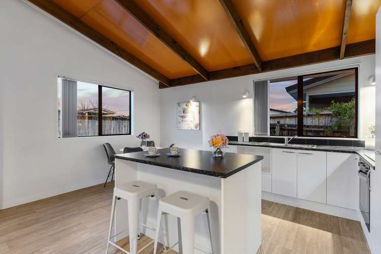 2/121 Matipo Road Te Atatu Peninsula_11