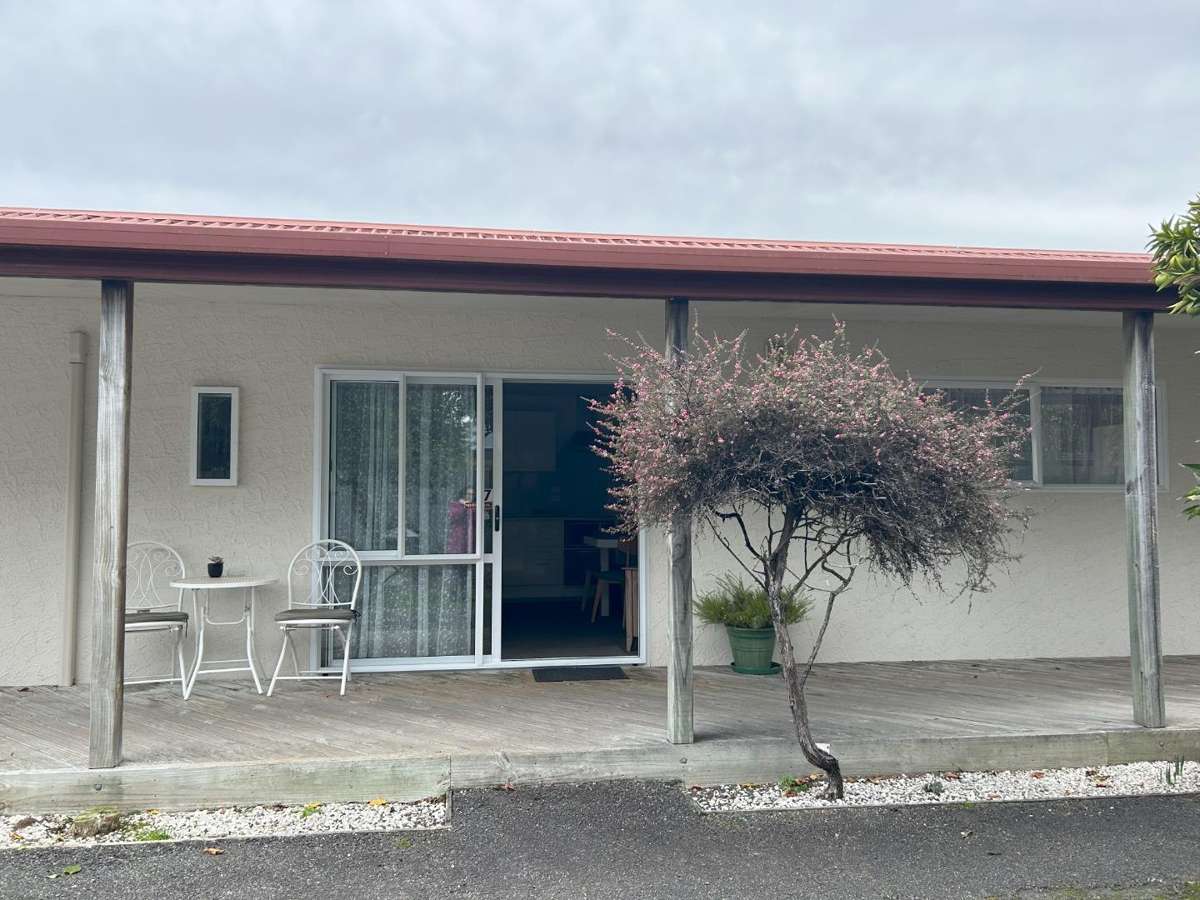 Simple living close to town 1