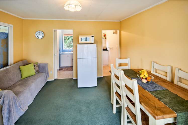 3a Roberts Street Tawa_5