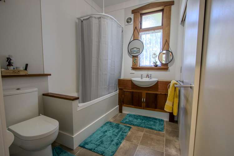 1207 State Highway 33 Okere Falls_15