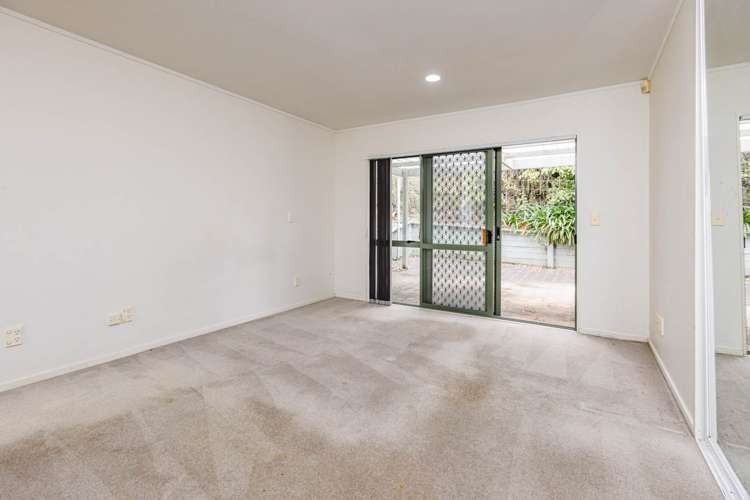 2/14 Kells Place Botany Downs_11