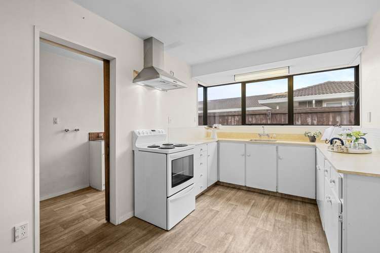 2/1 Alvarez Place Somerfield_10