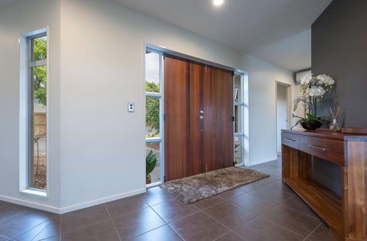 12 Lobank Place Richmond_13