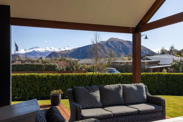 90 Infinity Drive Wanaka_11
