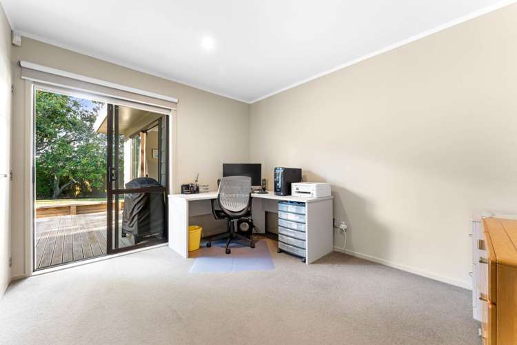 9 Stockton Place Glendene_17