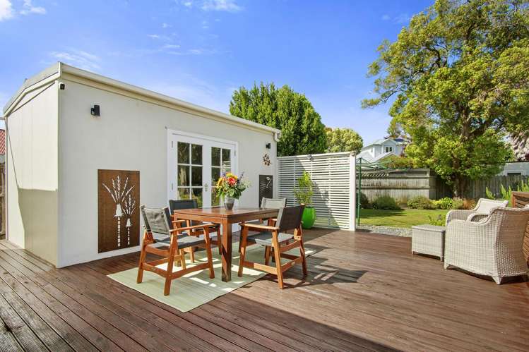 6 Sherwood Street Woburn_15