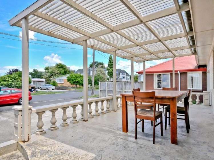 2 Snead Place Hamilton East_26