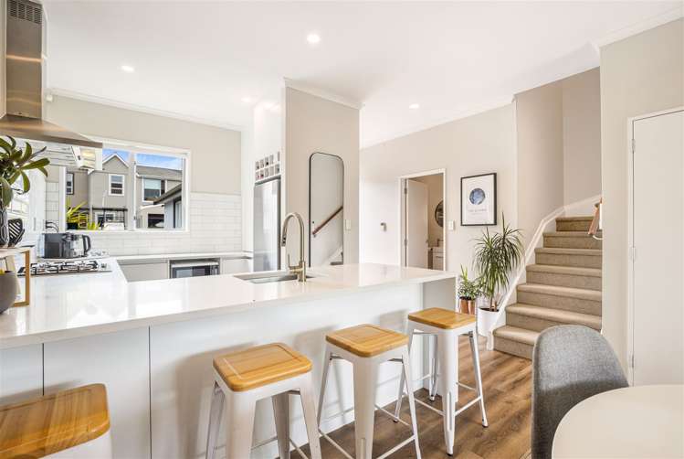 9s Clearwater Cove West Harbour_16