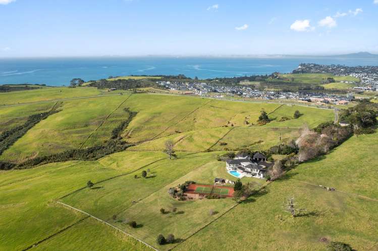 189 Vaughans Road Okura_6