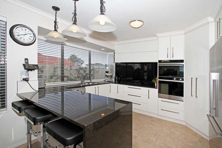 46 Alec Craig Way Gulf Harbour_2