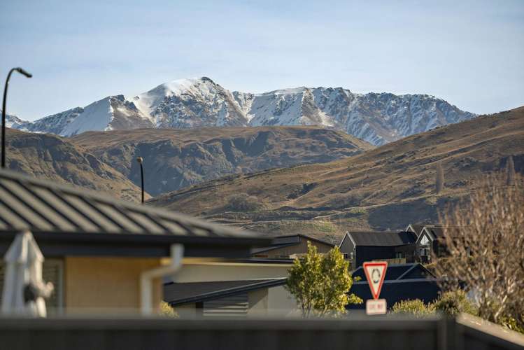 4 Banbury Terrace Lower Shotover_11