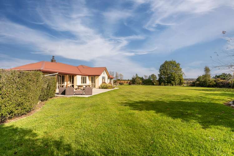 243 Mount Thomas Road Fernside_1