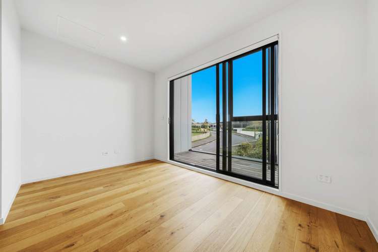 5/32 Karori Crescent Orakei_12