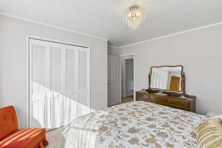 2 Gabriel Street Raumati Beach_10