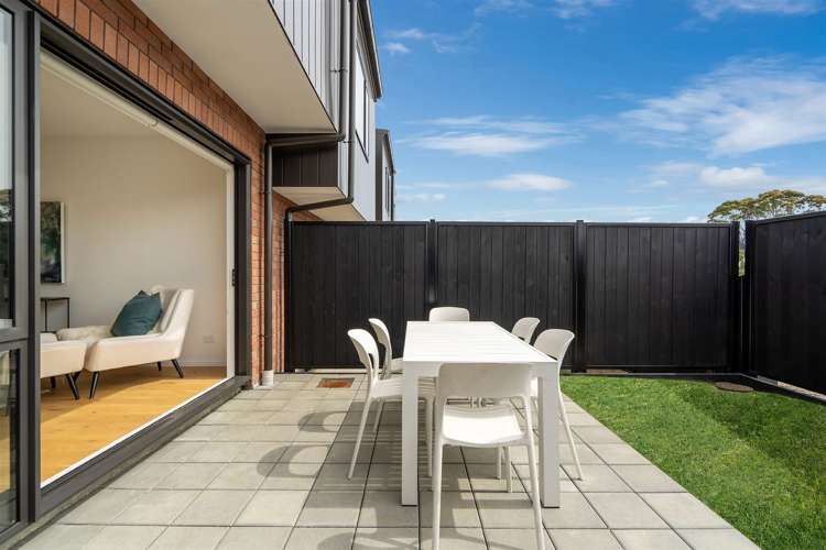 6 Mahinga Kai Way Belmont_2