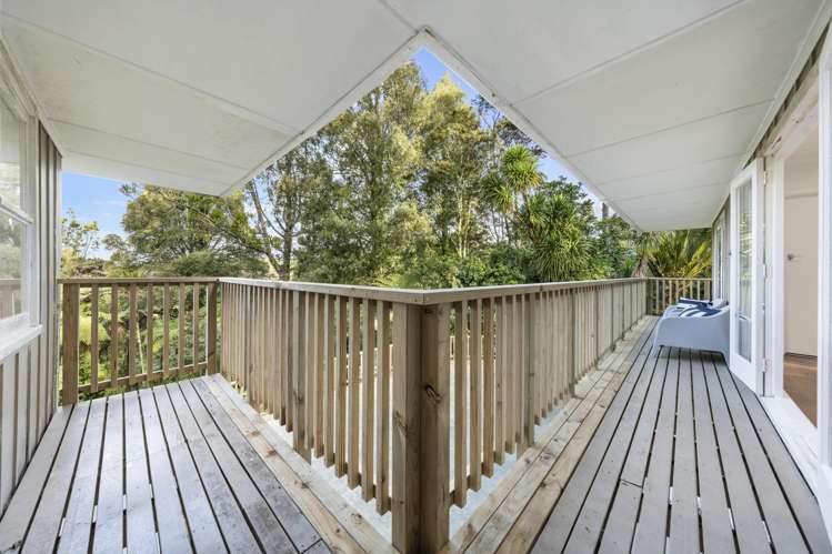 208 Forest Hill Road Waiatarua_14