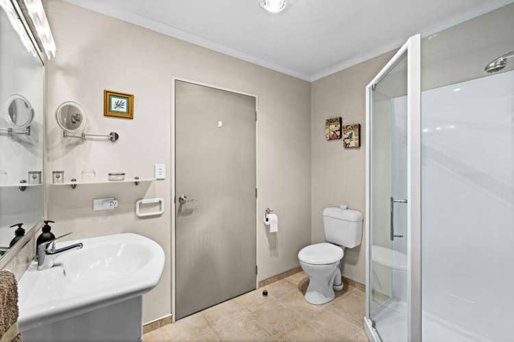 44/1232 Howard Street Parkvale_8