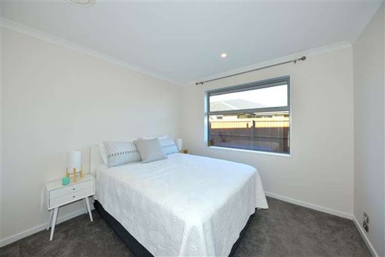 37 Platinum Drive Wigram_10