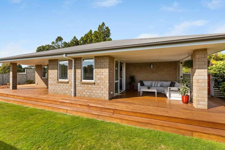 86 Karamea Street Whalers Gate_17