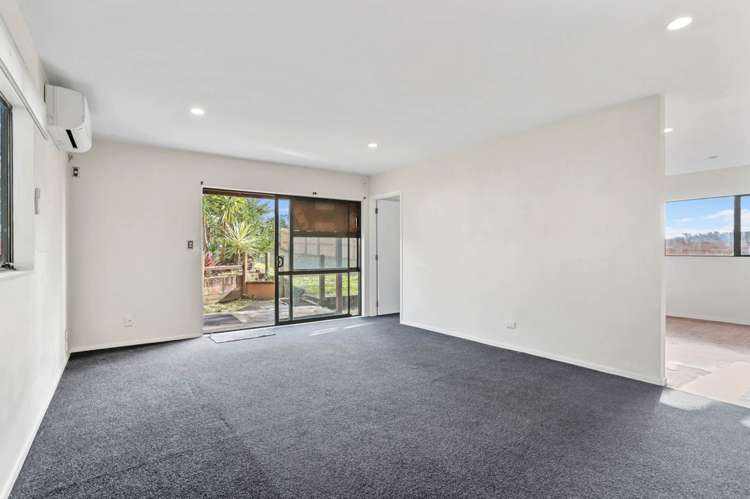 31 Paton Avenue Te Atatu South_8