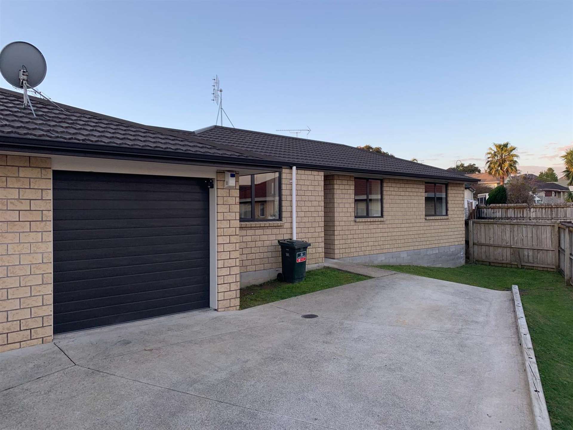 77 Rathmar Drive Alfriston Heights_0