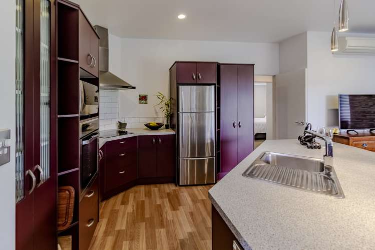 17 Pania Place Poraiti_12