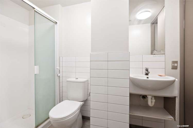 2D/208 Hobson Street City Centre_10