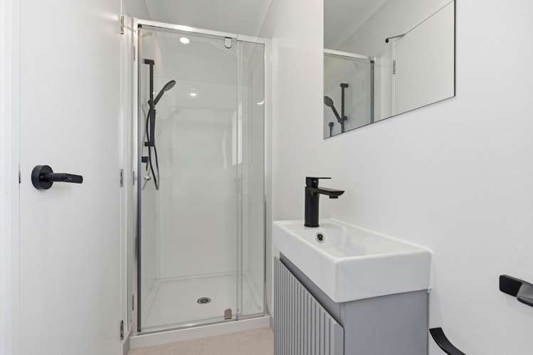 2/11 Roanoke Way Albany_20