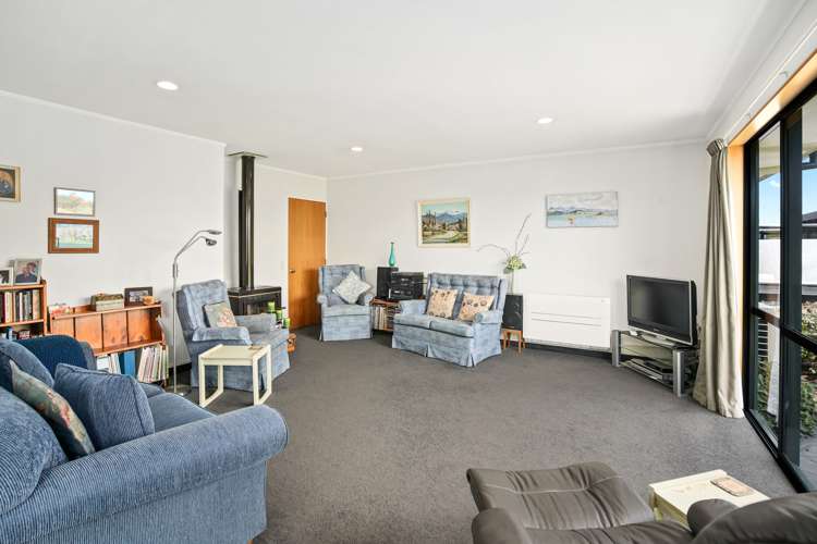 7 Heath Place Stoke_11