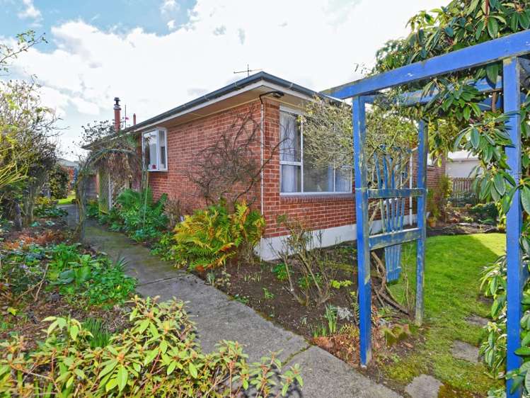 11 Longden Street Darfield_17