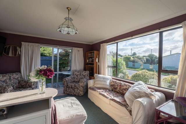 3 Kowhai Street Kaka Point_4