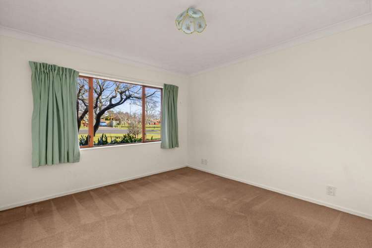 16 Knightsbridge Place Taradale_16