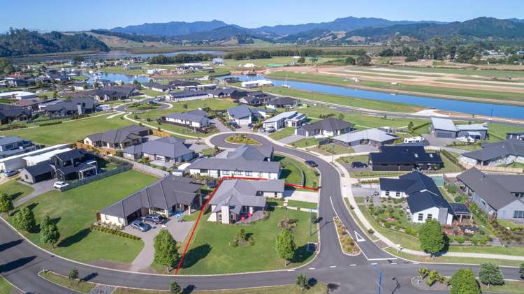 1 Roseberry Place Whitianga_17