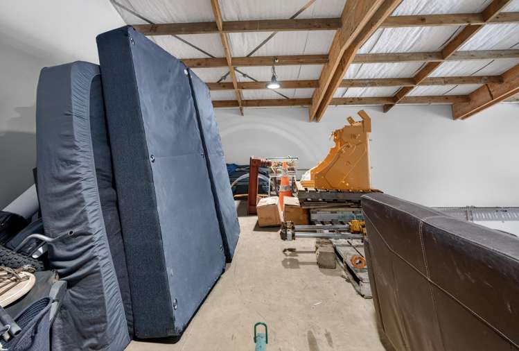 38 Montgomery Crescent Clouston Park_17