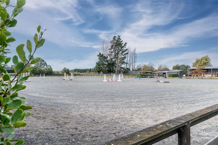 695 Essendon Road Darfield_17