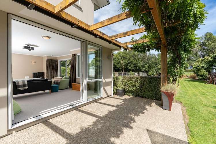 2 Railway Lane Outram_27